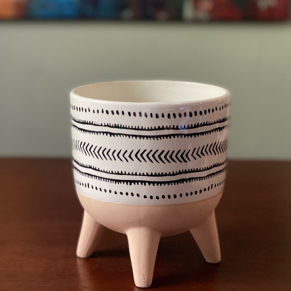 Mid-Mod Boho Geometric Ceramic Planter / Plant Pot - Picture 12 of 12